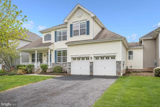 10 JOCKEY LN, Flemington, NJ 08822