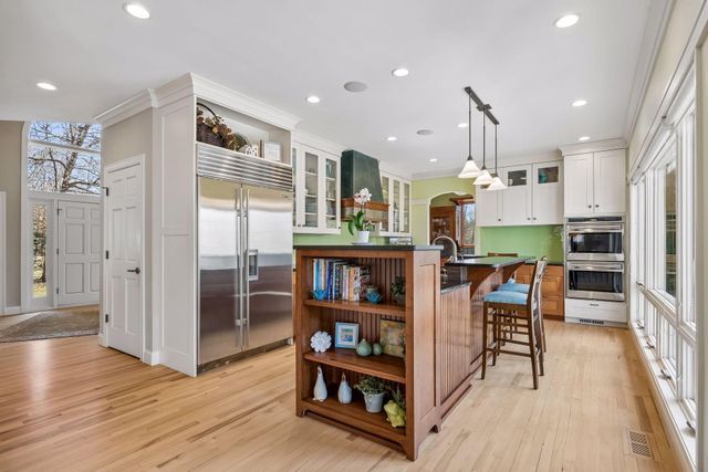 18650 Verna Lane, Prior Lake, MN 55372