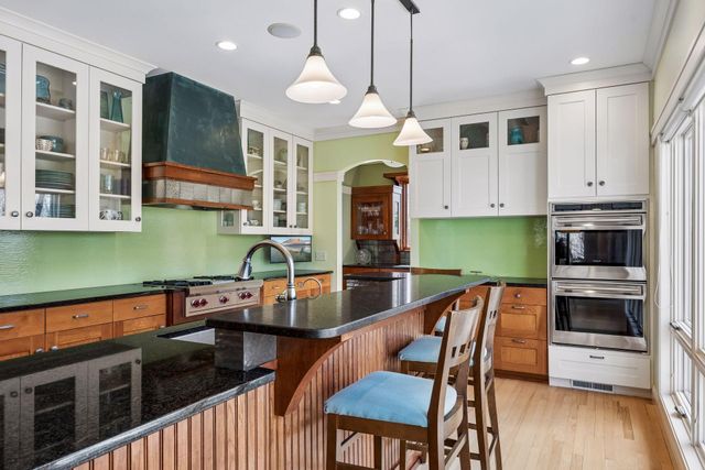 18650 Verna Lane, Prior Lake, MN 55372