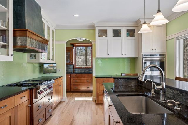 18650 Verna Lane, Prior Lake, MN 55372