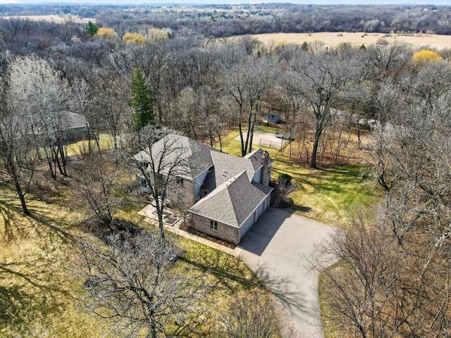 18650 Verna Lane, Prior Lake, MN 55372