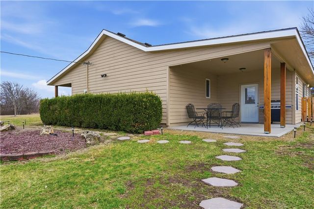 31710 Rockville Road, Louisburg, KS 66053