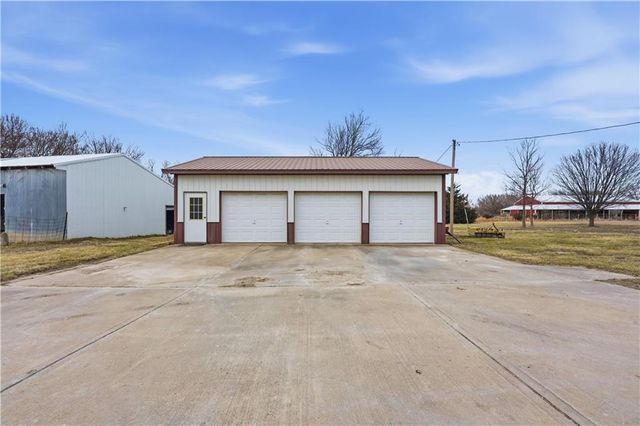 31710 Rockville Road, Louisburg, KS 66053