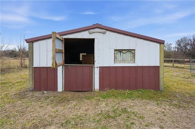 31710 Rockville Road, Louisburg, KS 66053