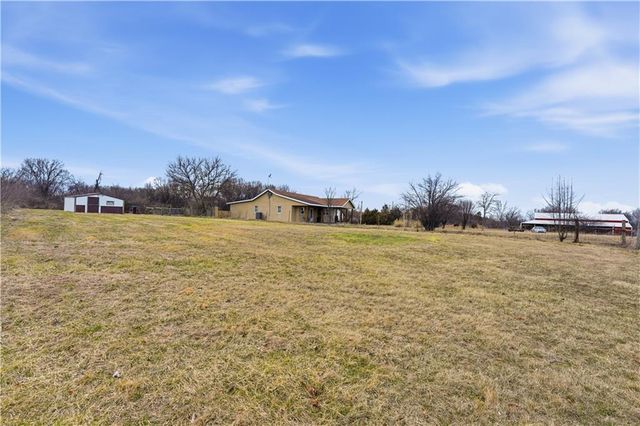 31710 Rockville Road, Louisburg, KS 66053