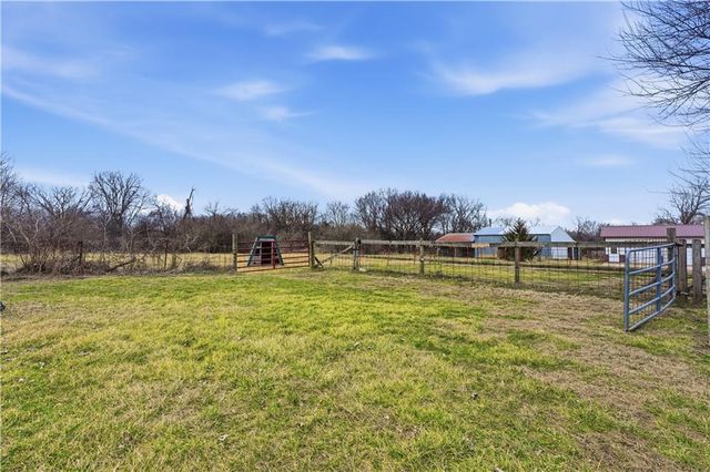 31710 Rockville Road, Louisburg, KS 66053