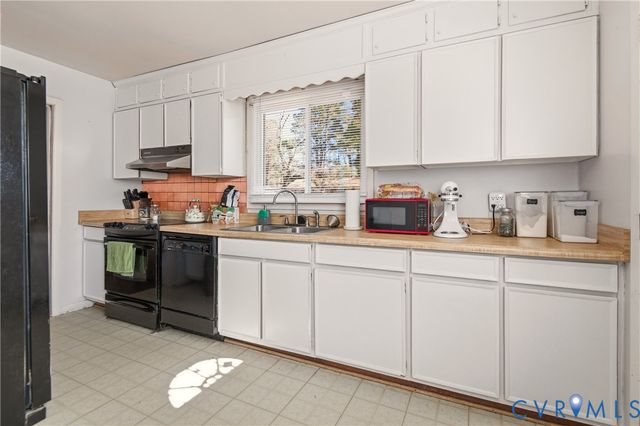 1846 Buckner St, Petersburg, VA 23805