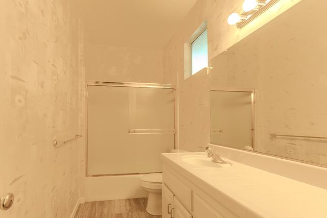 2344 W Tokay St, Lodi, CA 95242