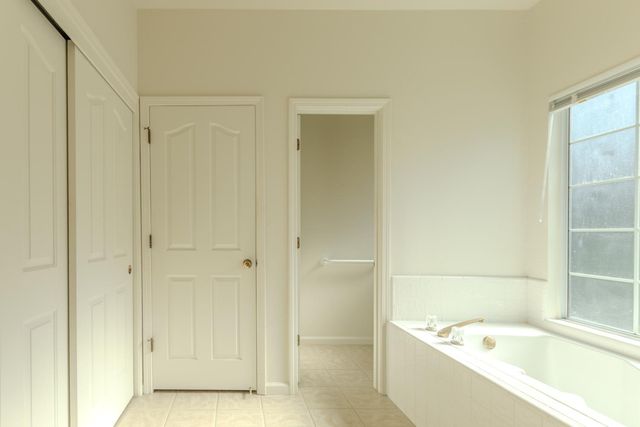 2344 W Tokay St, Lodi, CA 95242