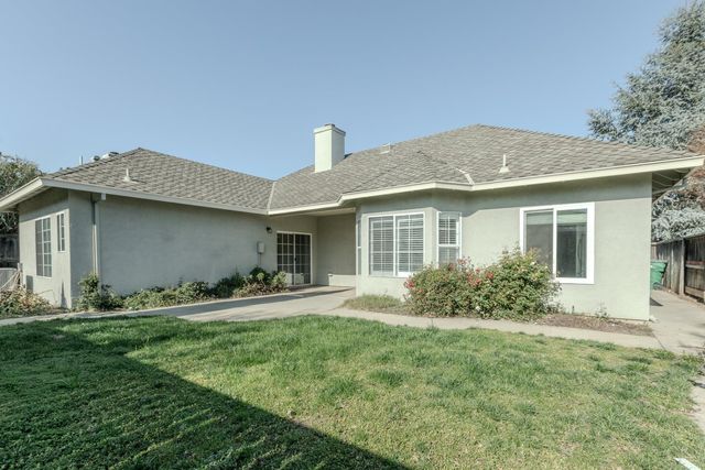2344 W Tokay St, Lodi, CA 95242