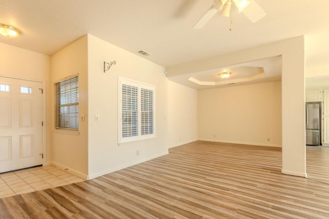 2344 W Tokay St, Lodi, CA 95242