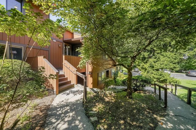 231 Martling Avenue, Tarrytown, NY 10591