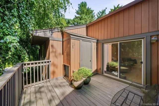 231 Martling Avenue, Tarrytown, NY 10591
