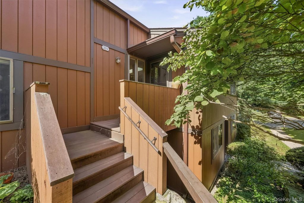 231 Martling Avenue, Tarrytown, NY 10591 — exterior