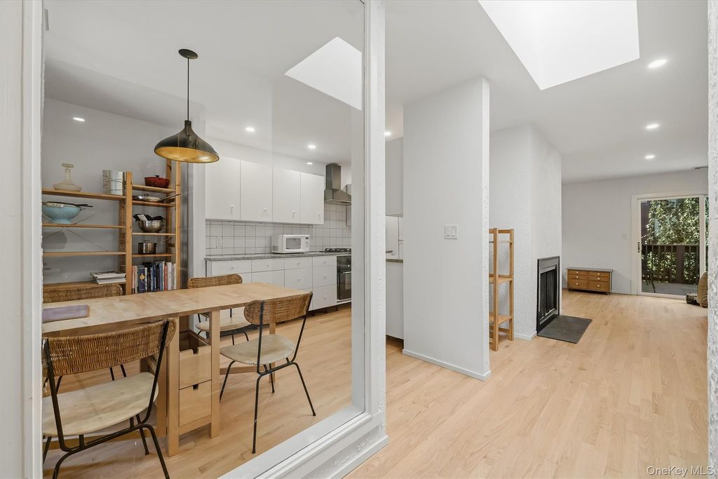 231 Martling Avenue, Tarrytown, NY 10591 — photo 4