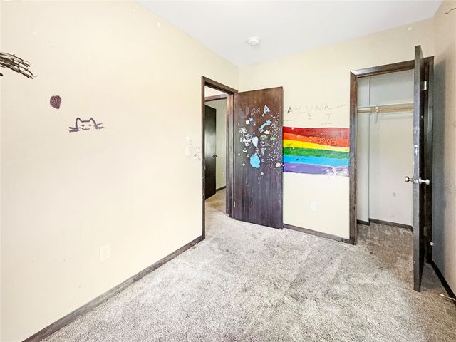 3114 S Union Street, Des Moines, IA 50315
