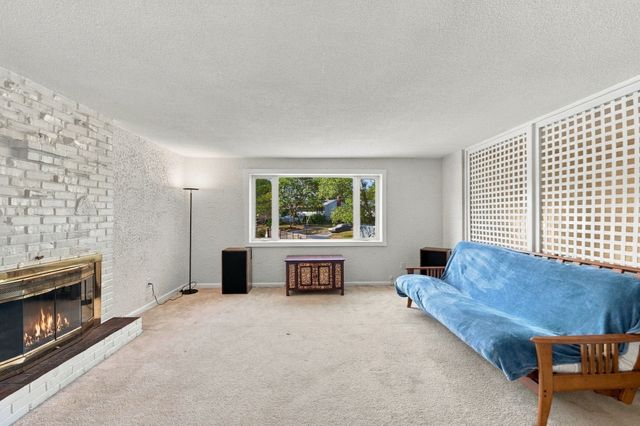13 High Popples Rd, Gloucester, MA 01930