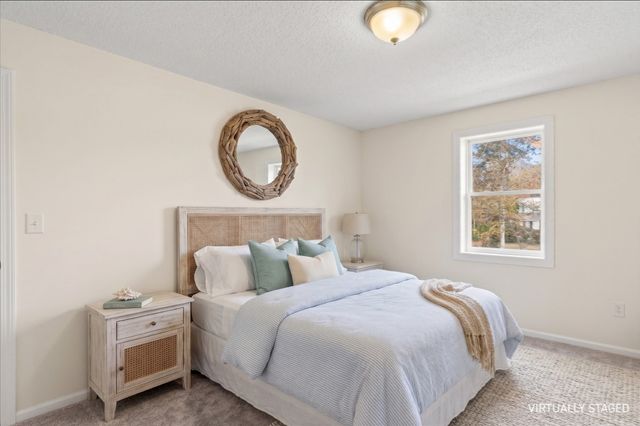 13 High Popples Rd, Gloucester, MA 01930