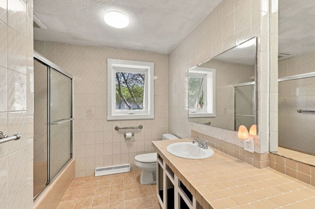 13 High Popples Rd, Gloucester, MA 01930