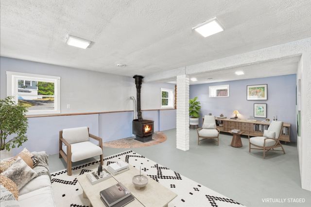 13 High Popples Rd, Gloucester, MA 01930