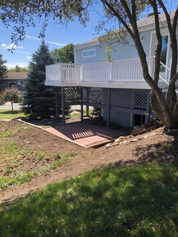 13 High Popples Rd, Gloucester, MA 01930