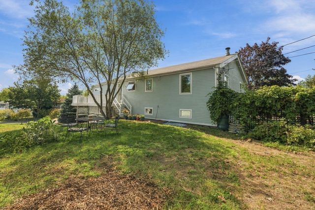 13 High Popples Rd, Gloucester, MA 01930