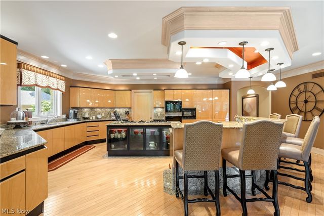 1790 Quaker Lane, Salem, OH 44460