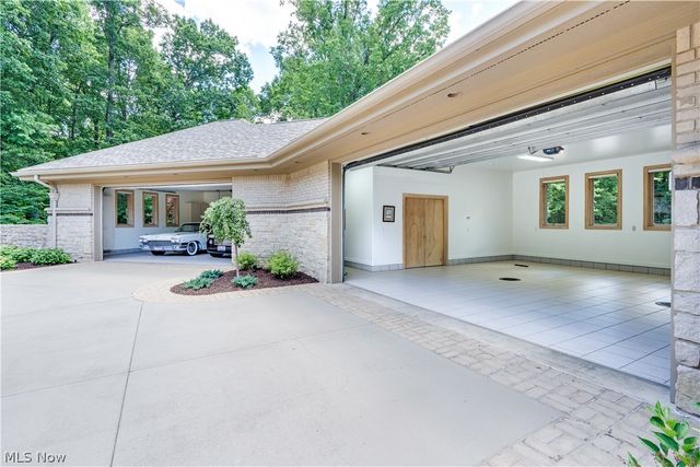 1790 Quaker Lane, Salem, OH 44460