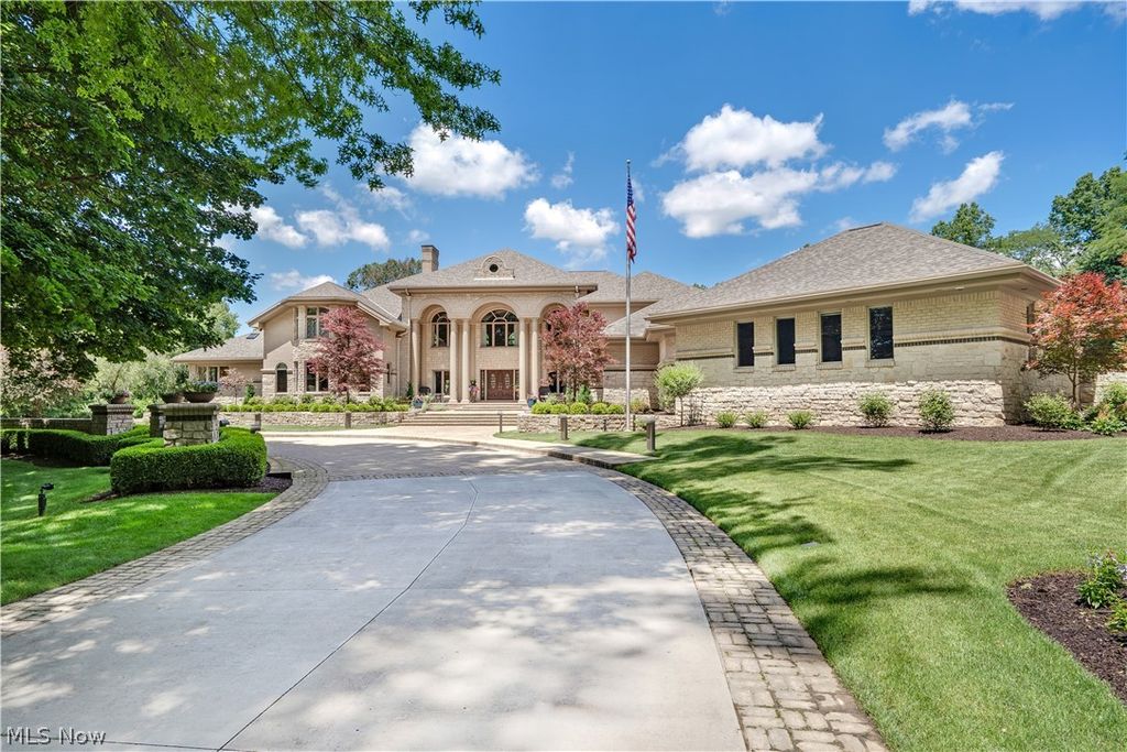 1790 Quaker Lane, Salem, OH 44460