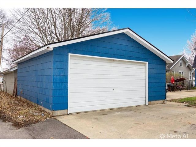 902 4th Avenue SW, Austin, MN 55912