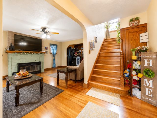 902 4th Avenue SW, Austin, MN 55912