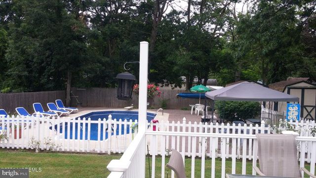 1317 EISENHOWER ST, Lakewood, NJ 08701