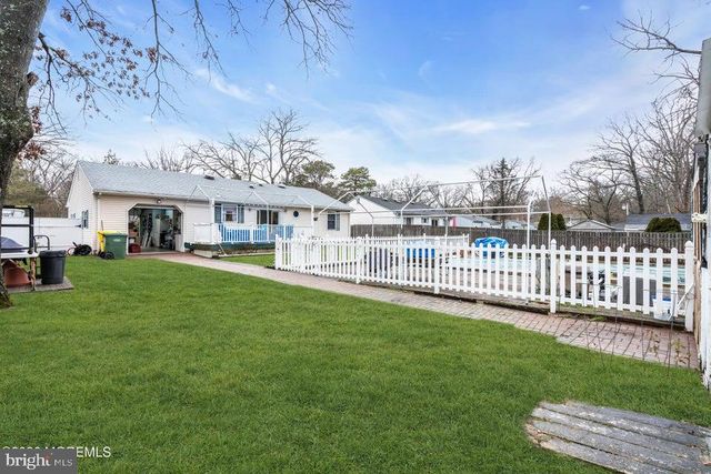 1317 EISENHOWER ST, Lakewood, NJ 08701