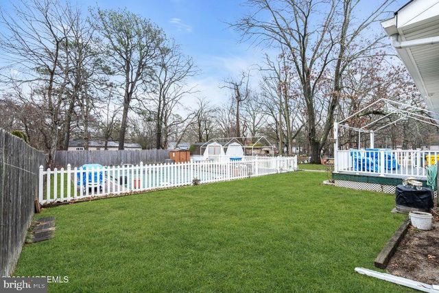 1317 EISENHOWER ST, Lakewood, NJ 08701