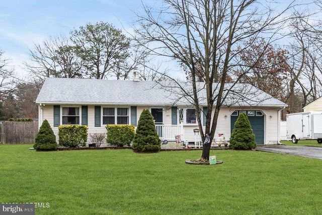 1317 EISENHOWER ST, Lakewood, NJ 08701