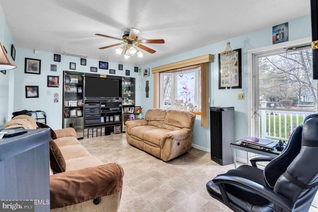 1317 EISENHOWER ST, Lakewood, NJ 08701