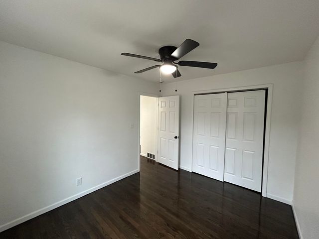 6701 Madison Street, Merrillville, IN 46410