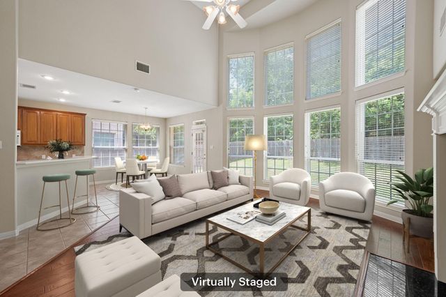 10233 Chestnut Ridge RD, Austin, TX 78726