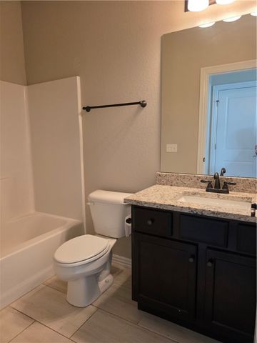 6159 W Limerick Way, Fayetteville, AR 72704