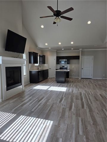 6159 W Limerick Way, Fayetteville, AR 72704