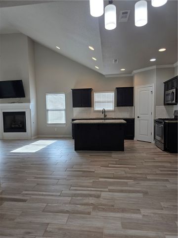 6159 W Limerick Way, Fayetteville, AR 72704