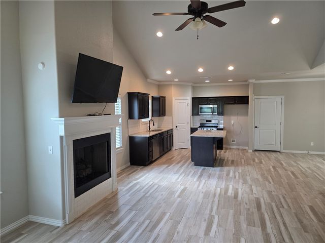 6159 W Limerick Way, Fayetteville, AR 72704