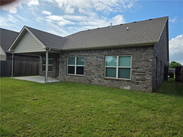 6159 W Limerick Way, Fayetteville, AR 72704