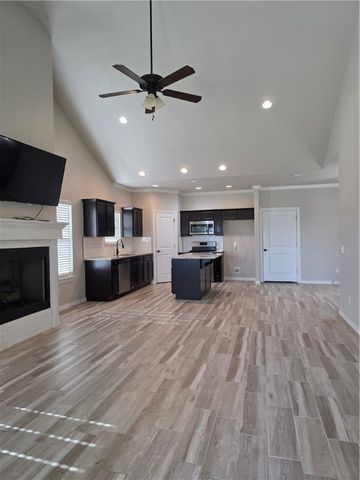 6159 W Limerick Way, Fayetteville, AR 72704