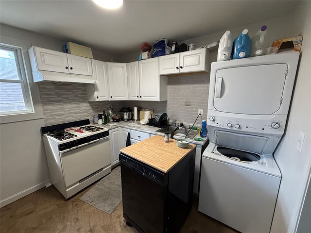 2206 CHERRY Street, Erie, PA 16502