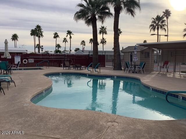 2605 S TOMAHAWK Road 10, Apache Junction, AZ 85119