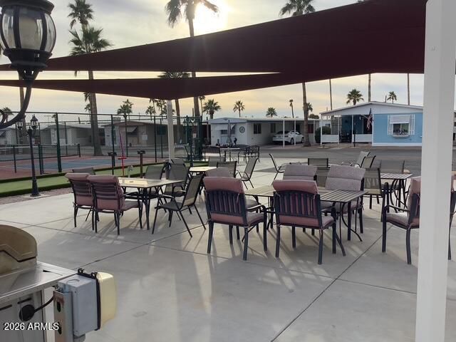 2605 S TOMAHAWK Road 10, Apache Junction, AZ 85119