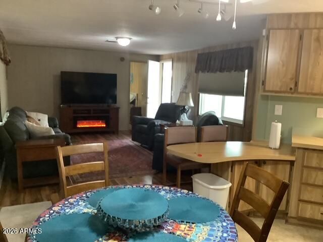 2605 S TOMAHAWK Road 10, Apache Junction, AZ 85119