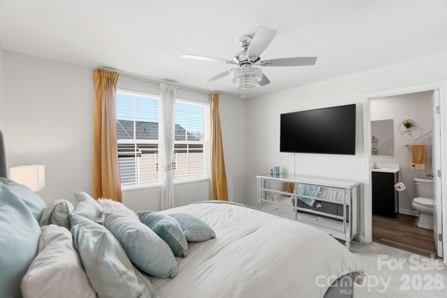 2040 Langer Street, Charlotte, NC 28214