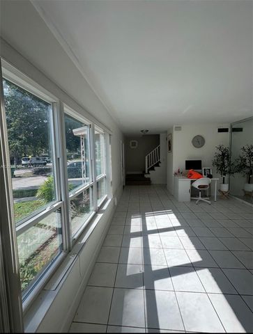 355 NW 205th Ter, Miami Gardens, FL 33169